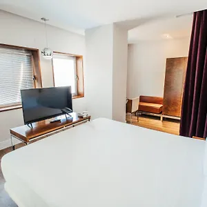 ur-palacio-avenida.allmallorcahotels.com/